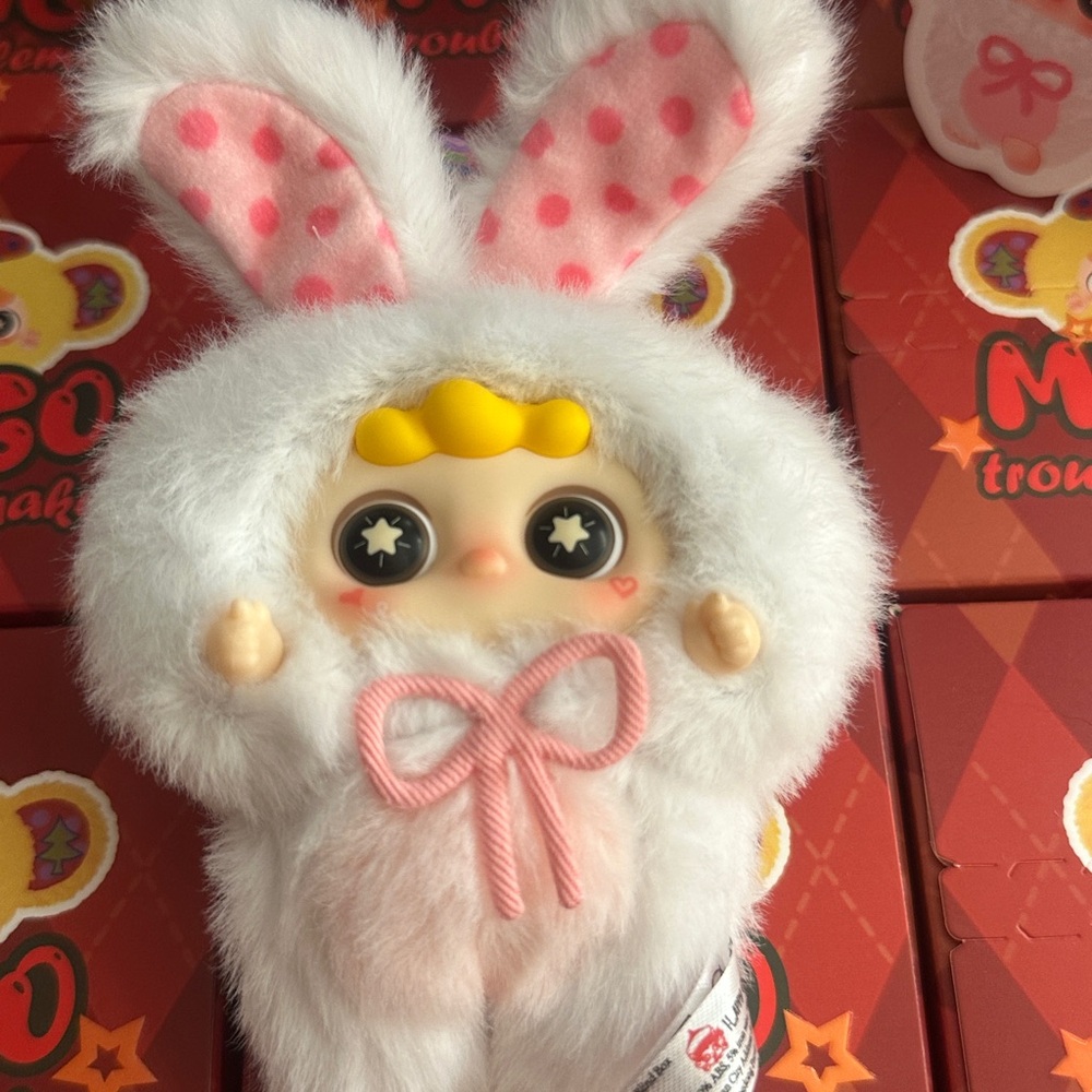 MIGO Troublemakers Series “Cream White Rabbit”, unboxed!